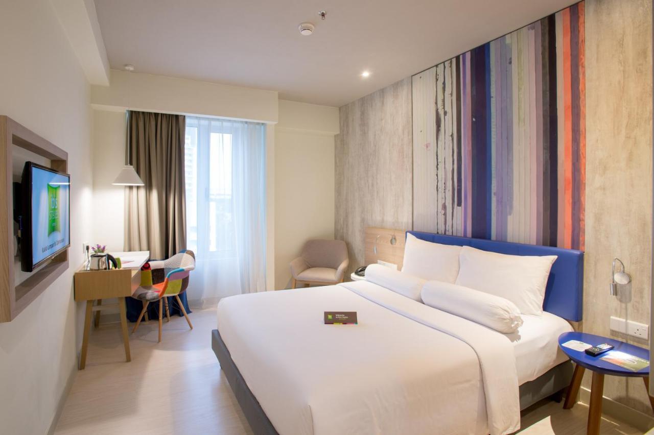 Ibis Styles Kuala Lumpur Sri Damansara Hotel Petaling Jaya Exterior foto
