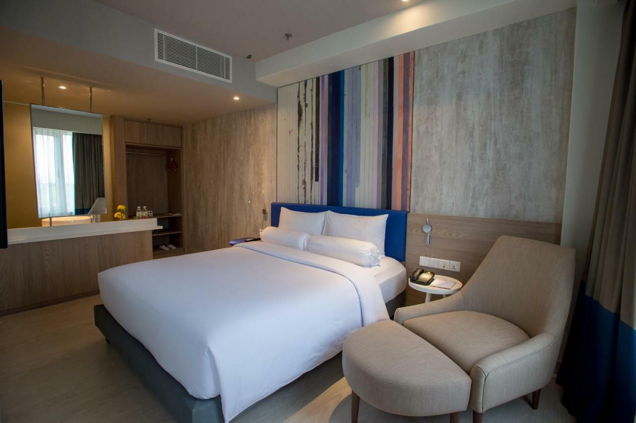 Ibis Styles Kuala Lumpur Sri Damansara Hotel Petaling Jaya Exterior foto